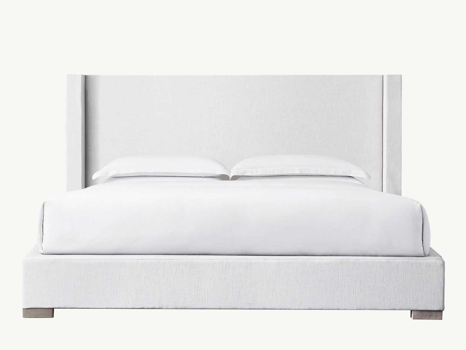 Momo Winged Bed